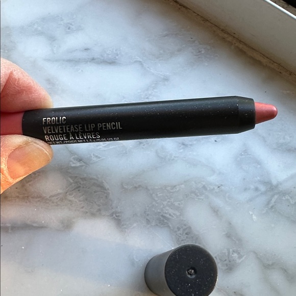 Frolic Velvetease Lip Pencil - New and Unused! - Picture 2 of 3